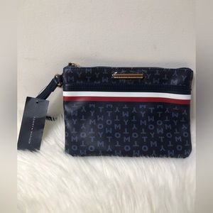 NWT Tommy Hilfiger Wristlet